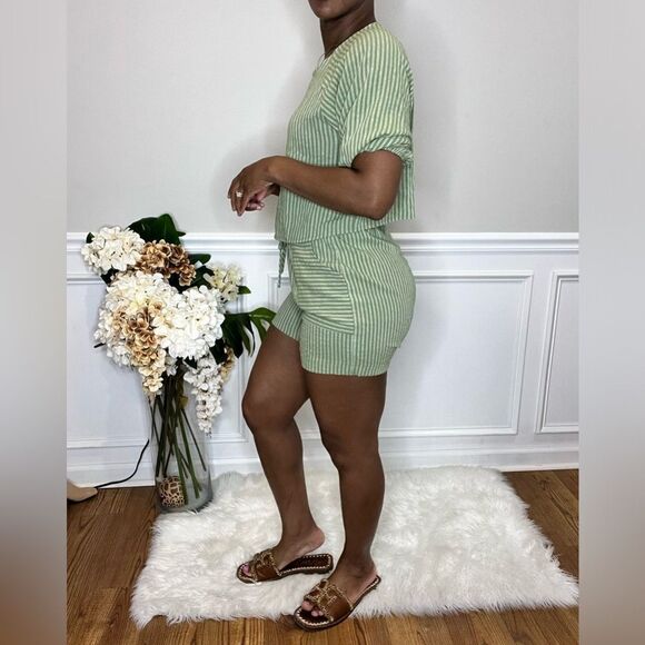 NWOT two piece green striped CoOrd set - Picture 3 of 6